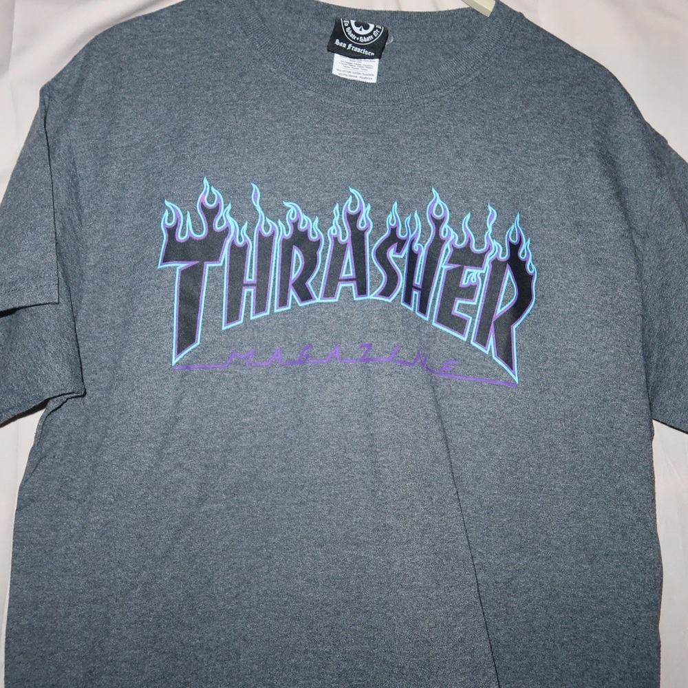 Dark Gray Thrasher skating shirt size MEDIUM